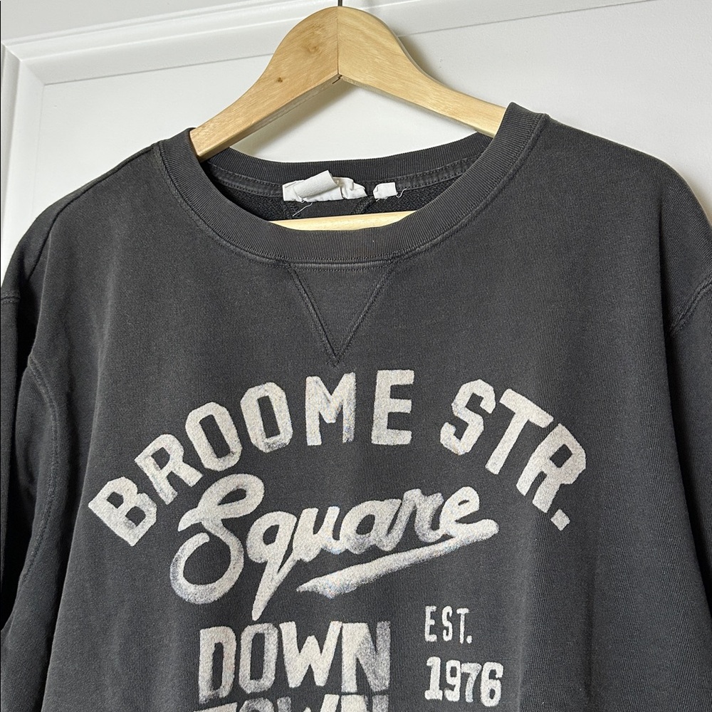 H&M sweatshirt - Picture 6 of 6